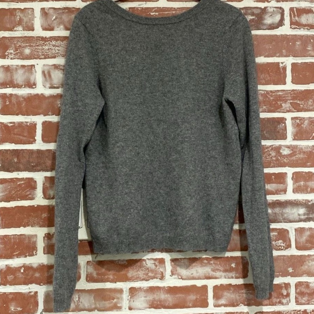 Equipment Femme Calais V-Back 100% Cashmere Sweater, Size L, Heather Grey
